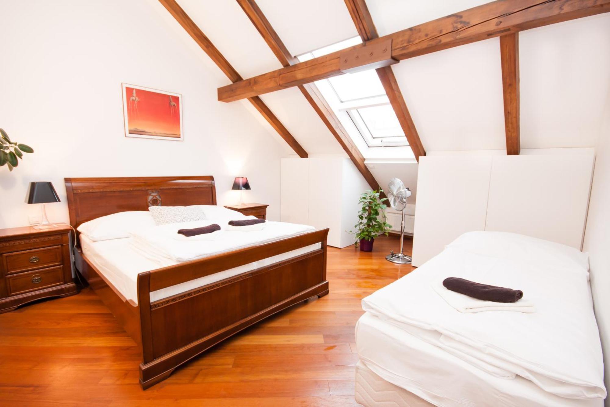 شقة Luxury Loft براغ الغرفة الصورة